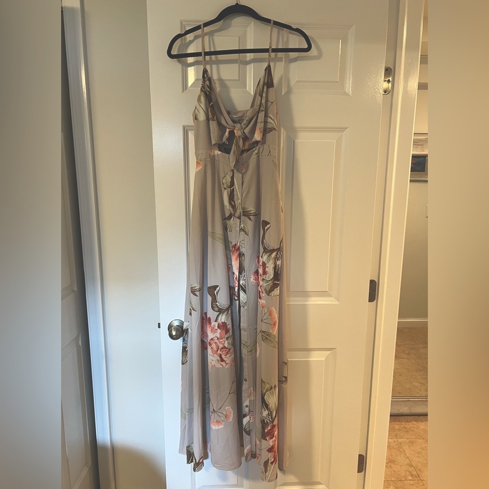 Hello Molly Floral Maxi Dress - BRAND NEW NEVER WORN